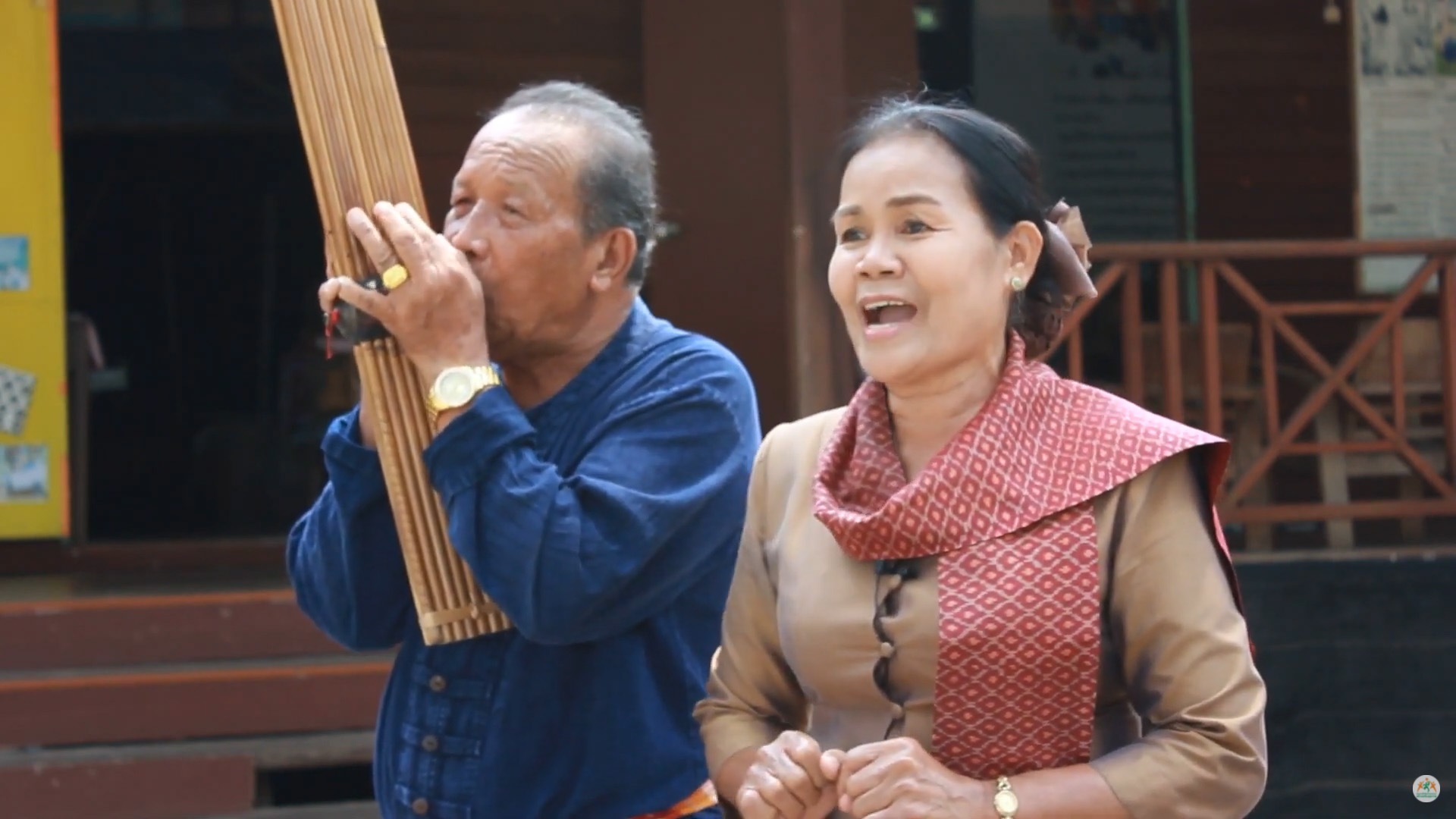 มนต์เสน่ห์หมอลำเมืองขอนแก่น : ผลงานนักสื่อสารสร้างสรรค์ ภาคอีสาน