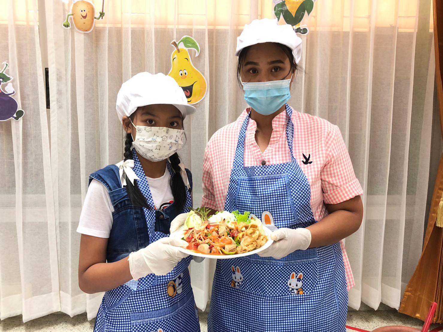 /nofat/files/gallery/1_2022-09-30_302/LINE_ALBUM_รร_ลอยสายอนุสรณ์_๒๒๐๙๒๙_66.jpg